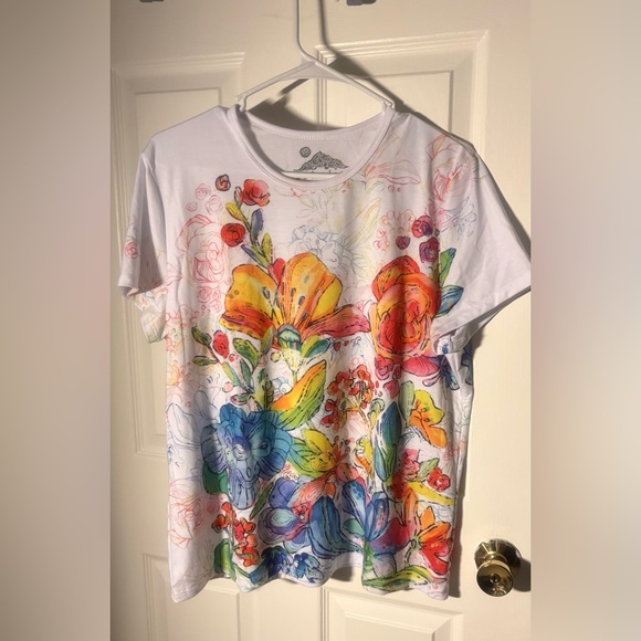 sahalie Tops - Sahalie Bright Tee